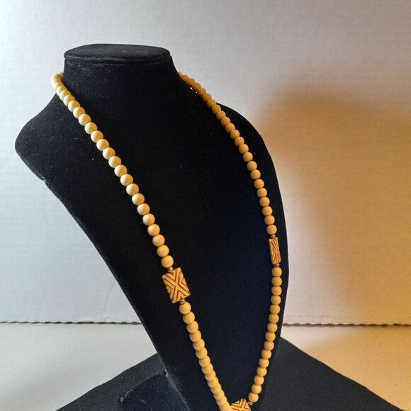 Napier Bead & Gold Tone Metal/Enamel  Necklace - Picture 2 of 6